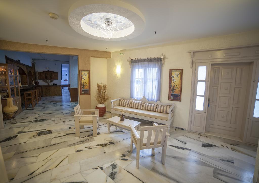 St.George Valsamitis Hotel Katápola Buitenkant foto