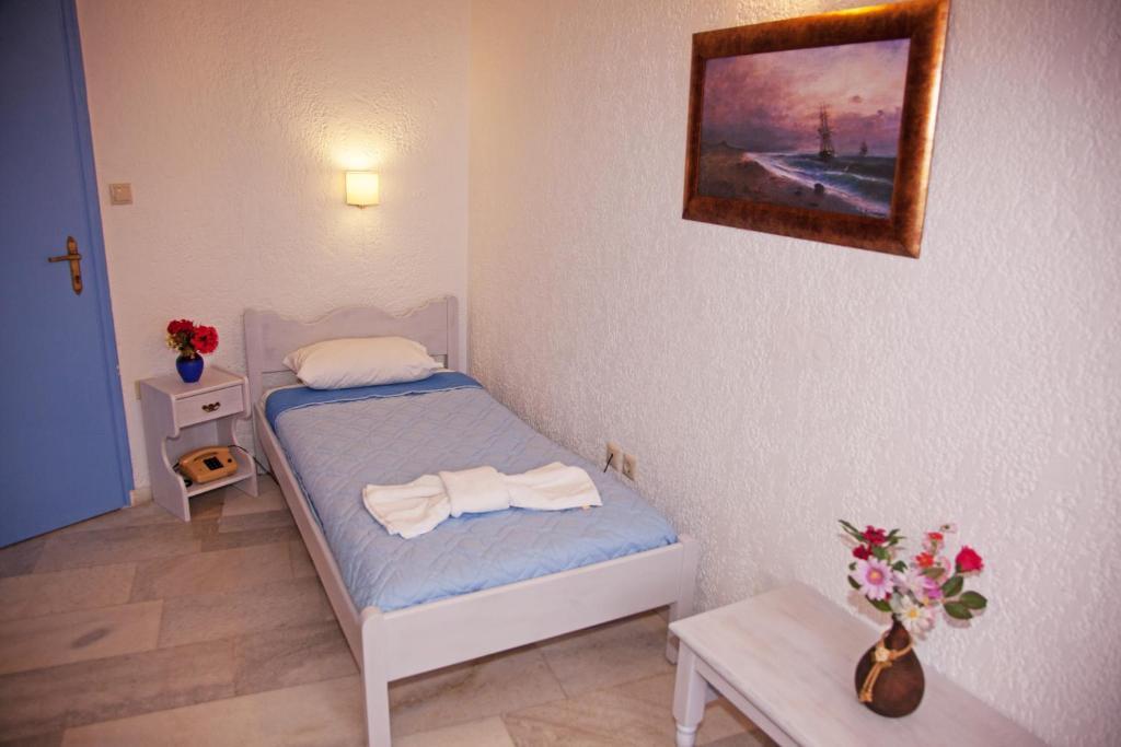 St.George Valsamitis Hotel Katápola Buitenkant foto
