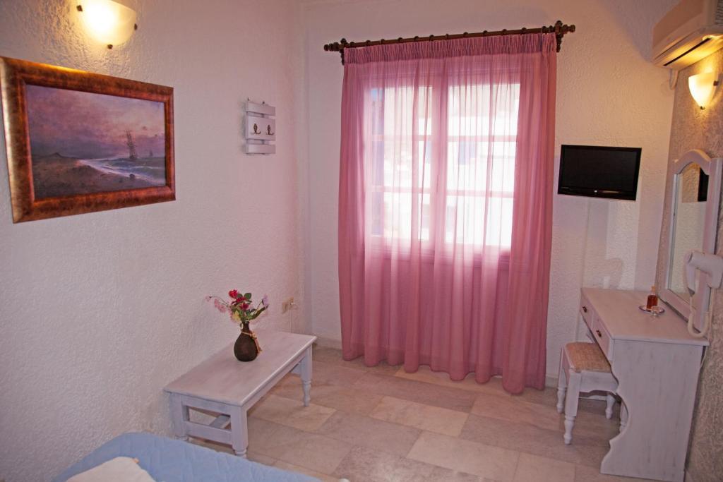 St.George Valsamitis Hotel Katápola Kamer foto